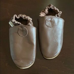Robeez 18-24 mo pre-walker shoes